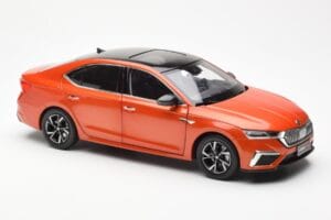 Skoda Octavia Pro Orange FAW 1:18 ZMR000006ORA Druckguss — Bild 6 von 8