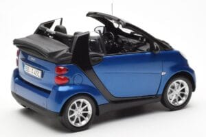 Smart Fortwo 451 Cabrio Blau & Schwarz Minichamps 1:18 150036330 Druckguss — Bild 3 von 8