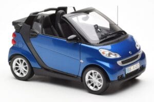 Smart Fortwo 451 Cabrio Blau & Schwarz Minichamps 1:18 150036330 Druckguss — Bild 6 von 8