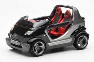 Smart Fortwo Crossblade Cabriolet Silber Schwarz Kyosho 1:18 13440 Druckguss