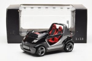 Smart Fortwo Crossblade Cabriolet Silber Schwarz Kyosho 1:18 13440 Druckguss — Bild 6 von 6