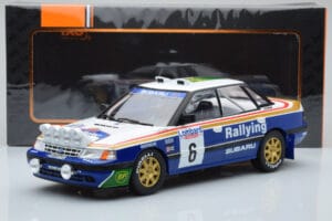 Subaru Legacy RS Night Version #6 M. Alen / I. Kivimaki RAC Rally 1991 IXO 1:18 18RMC080A Druckguss — Bild 6 von 6