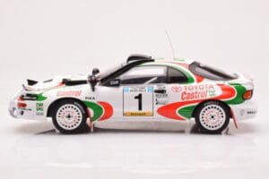 Toyota Celica Turbo 4WD ST185 #1 J. Kankkunen / J. Piironen Safari Rally 1993 IXO 1:18 18RMC150A Druckguss — Bild 3 von 6