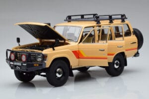 Toyota Land Cruiser 60 Beige Mit Optionalem Zubehör Kyosho 1:18 08956XBE Druckguss — Bild 2 von 12