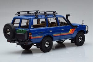 Toyota Land Cruiser 60 Blau Mit Optionalem Zubehör Kyosho 1:18 08956XBL Druckguss — Bild 3 von 11