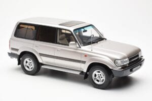 Toyota Land Cruiser HDJ80 Beige Metallic Otto 1:18 OT438 Resin — Bild 4 von 6