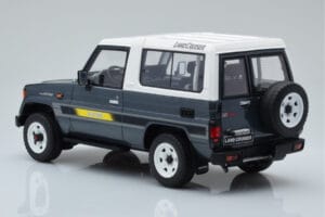 Toyota Land Cruiser LJ73 Grau Otto 1:18 OT437 Resin — Bild 5 von 6