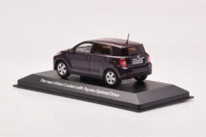Toyota Urban Cruiser Violett Metallic Minichamps 1:43 403166963 Druckguss — Bild 3 von 4