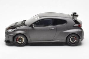 Toyota GR Yaris Circuit Package Schwarz Otto 1:18 OT1046 Druckguss — Bild 3 von 6