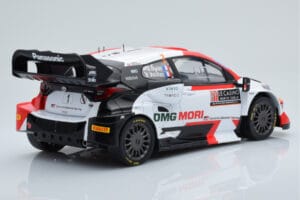 Toyota GR Yaris Rally1 #1 S. Ogier / B. Veillas Rally Monte Carlo 2022 IXO 1:18 18RMC151B Druckguss — Bild 2 von 6