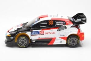 Toyota GR Yaris Rally1 #33 E. Evans / S. Martin Rally Finland 2023 IXO 1:18 18RMC174A Druckguss — Bild 3 von 6