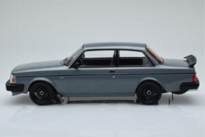 Volvo 240 Turbo Grau IXO 1:18 18CMC089 Druckguss — Bild 3 von 6