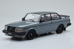 Volvo 240 Turbo Grau IXO 1:18 18CMC089 Druckguss