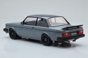 Volvo 240 Turbo Grau IXO 1:18 18CMC089 Druckguss — Bild 5 von 6