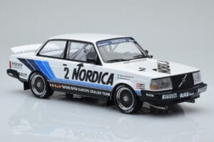 Volvo 240 Turbo Nordica #2 U. Granberg / T. Lindstrom ETCC Brno 1986 IXO 1:18 18RMC088 Druckguss — Bild 4 von 6