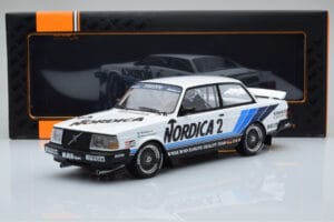 Volvo 240 Turbo Nordica #2 U. Granberg / T. Lindstrom ETCC Brno 1986 IXO 1:18 18RMC088 Druckguss — Bild 6 von 6