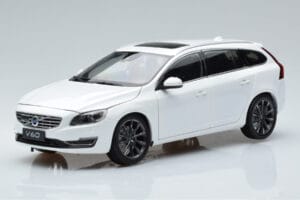 Volvo V60 D3 Crystal Weiss FAW 1:18 9430840 Druckguss