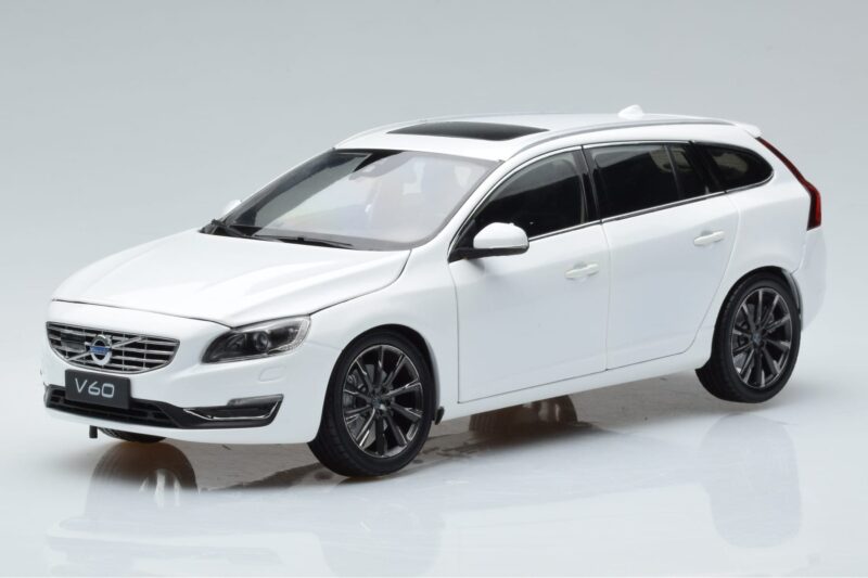 Volvo V60 D3 Crystal Weiss FAW 1:18 9430840 Druckguss
