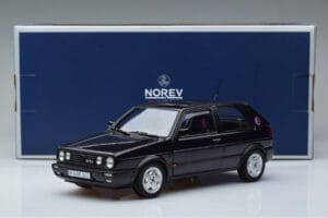 Volkswagen Golf GTI Mk2 Fire and Ice Lila Norev 1:18 188558 Druckguss — Bild 7 von 7