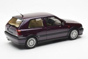 Volkswagen Golf Mk3 VR6 Syncro Dunkel Violett Perleffekt Otto 1:18 OT1052 Resin — Bild 2 von 6
