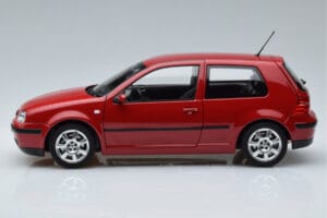 Volkswagen Golf Mk4 Rot Norev 1:18 188573 Druckguss — Bild 4 von 7