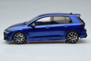 Volkswagen Golf Mk8 R Blau Otto 1:18 OT413 Resin — Bild 3 von 6