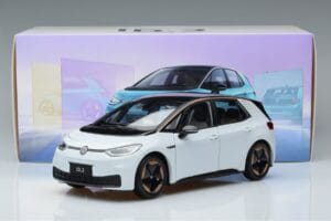 Volkswagen ID.3 Weiß FAW 1:18 ZVN000001WEI Druckguss — Bild 7 von 7