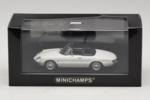 Alfa Romeo 1750 Spider Veloce Weiß Minichamps 1:43 400120530 Druckguss — Bild 4 von 4
