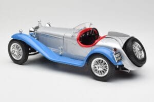 Alfa Romeo 2300 Spider Silberblau Bburago 1:18 3008 Druckguss — Bild 7 von 8