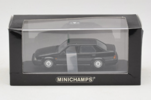 Alfa Romeo 75 3.0 V6 Schwarz Minichamps 1:43 403120463 Druckguss — Bild 4 von 4