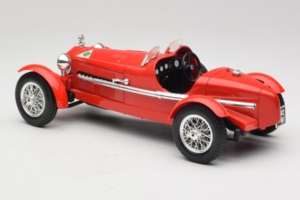 Alfa Romeo 8C 2300 Monza Rot Bburago 1:18 3014 Druckguss — Bild 5 von 6