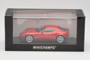 Alfa Romeo 8C Competizione Alfa Rot Minichamps 1:43 403120523 Druckguss — Bild 4 von 4