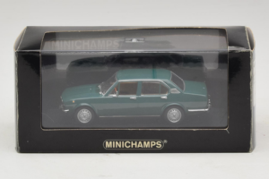 Alfa Romeo Alfetta 1.8 Grün Minichamps 1:43 400120204 Druckguss — Bild 4 von 4