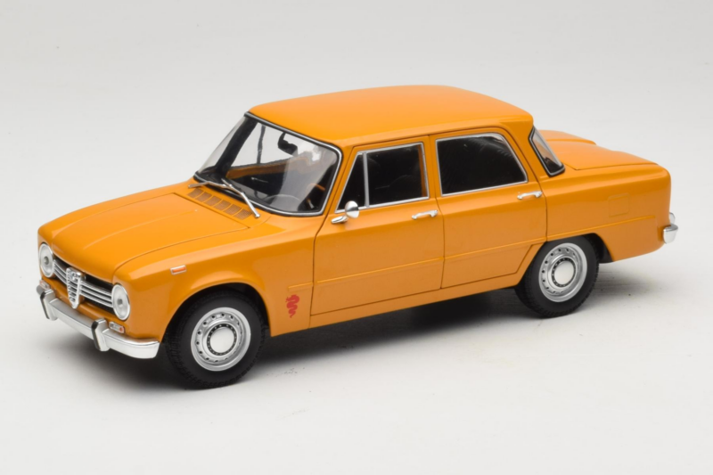 Alfa Romeo Giulia 1300 Super Orange Minichamps 1:18 180120900 Druckguss