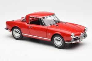 Alfa Romeo Giulietta 1300 Spider Rot AUTOart 1:18 70157 Druckguss — Bild 6 von 8