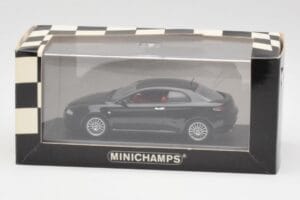 Alfa Romeo GT Schwarz Minichamps 1:43 400120320 Druckguss — Bild 4 von 4