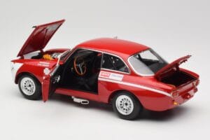 Alfa Romeo GTA 1300 Junior #33 T. Hezemans / G. van Lennep Hezemans Jarama 1972 Minichamps 1:18 100721233 Druckguss — Bild 5 von 8