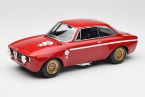Alfa Romeo GTA 1300 Junior Rot Minichamps 1:18 155120020 Druckguss