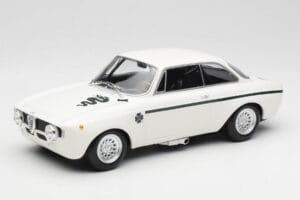 Alfa Romeo GTA 1300 Junior Weiß Minichamps 1:18 155120021 Druckguss