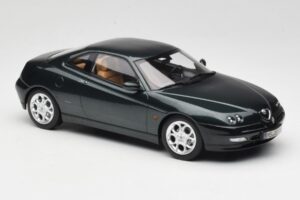 Alfa Romeo GTV 916 Coventry Green Metallic Norev 1:18 187842 Druckguss — Bild 4 von 6