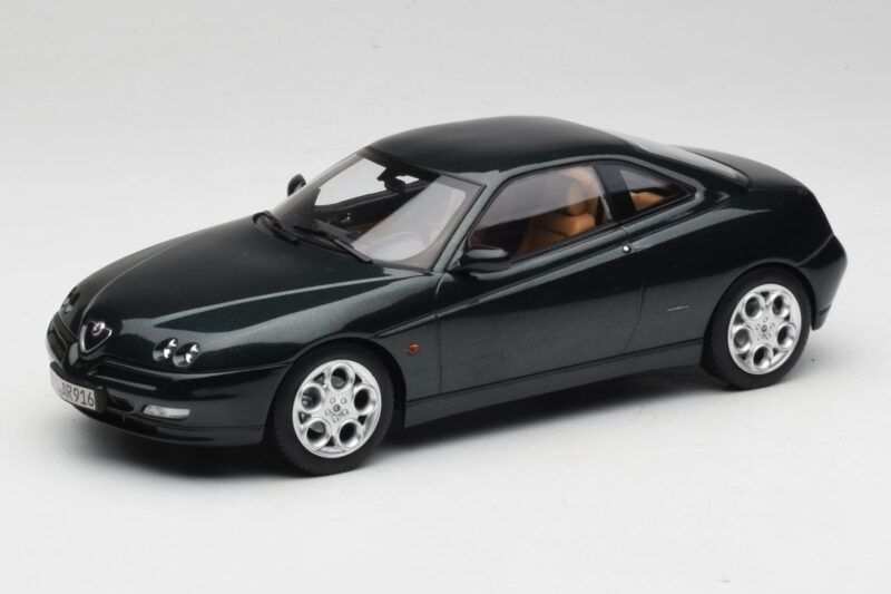 Alfa Romeo GTV 916 Coventry Green Metallic Norev 1:18 187842 Druckguss