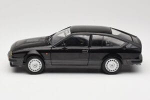 Alfa Romeo GTV6 Schwarz Solido 1:18 S1802302 Druckguss — Bild 4 von 8