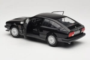 Alfa Romeo GTV6 Schwarz Solido 1:18 S1802302 Druckguss — Bild 5 von 8