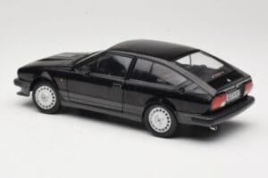 Alfa Romeo GTV6 Schwarz Solido 1:18 S1802302 Druckguss — Bild 7 von 8
