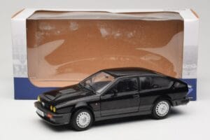 Alfa Romeo GTV6 Schwarz Solido 1:18 S1802302 Druckguss — Bild 8 von 8