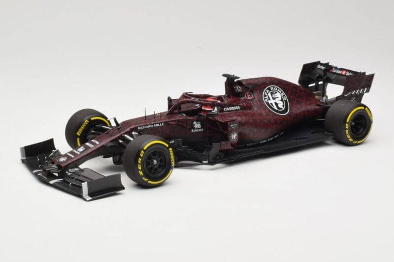 Alfa Romeo Racing C38 #7 K. Raikkonen Valentine's Day Livery Shakedown Fiorano 14th February 2019 Minichamps 1:18 110199907 D