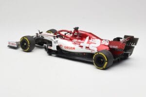 Alfa Romeo Racing C39 #99 A. Giovinazzi Austrian GP 2020 Minichamps 1:18 110200199 Druckguss — Bild 5 von 6