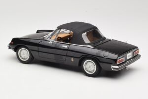 Alfa Romeo Spider 916 Veloce Schwarz Ricko 1:18 32107 Druckguss — Bild 7 von 8