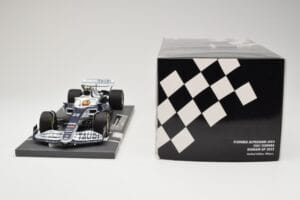AlphaTauri AT03 #22 Y. Tsunoda Bahrain GP 2022 Minichamps 1:18 117220122 Druckguss — Bild 6 von 6
