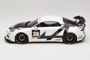 Alpine A110 GT4+ #36 J. Pla / J. Gilbert / J-M. Leandri Ultimate GT Endurance Cup 2024 Otto 1:18 OT1201 Resin — Bild 3 von 6